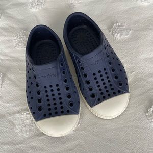 Navy blue Native Jefferson